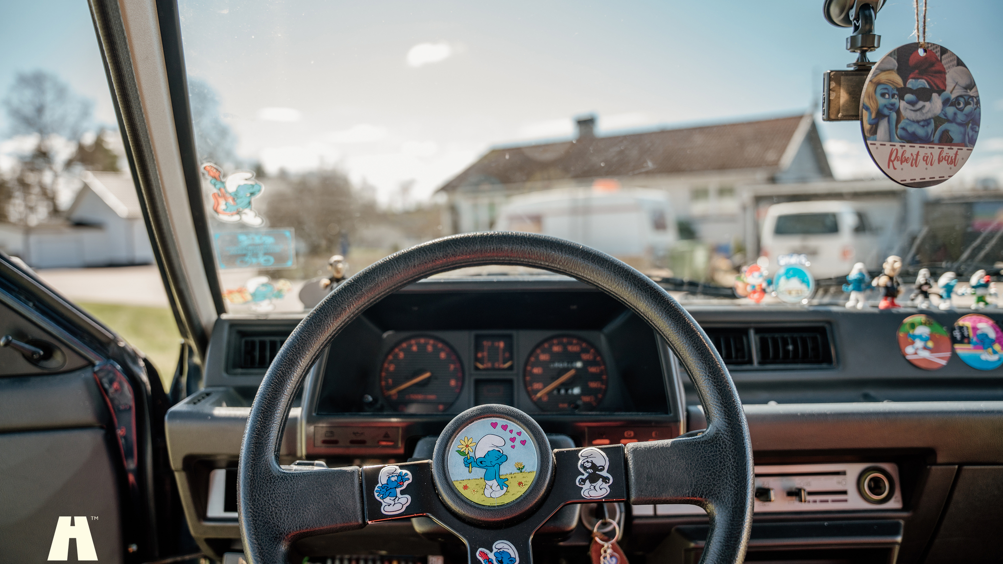 Interior image of 1986 Daihatsu Charade Turbo