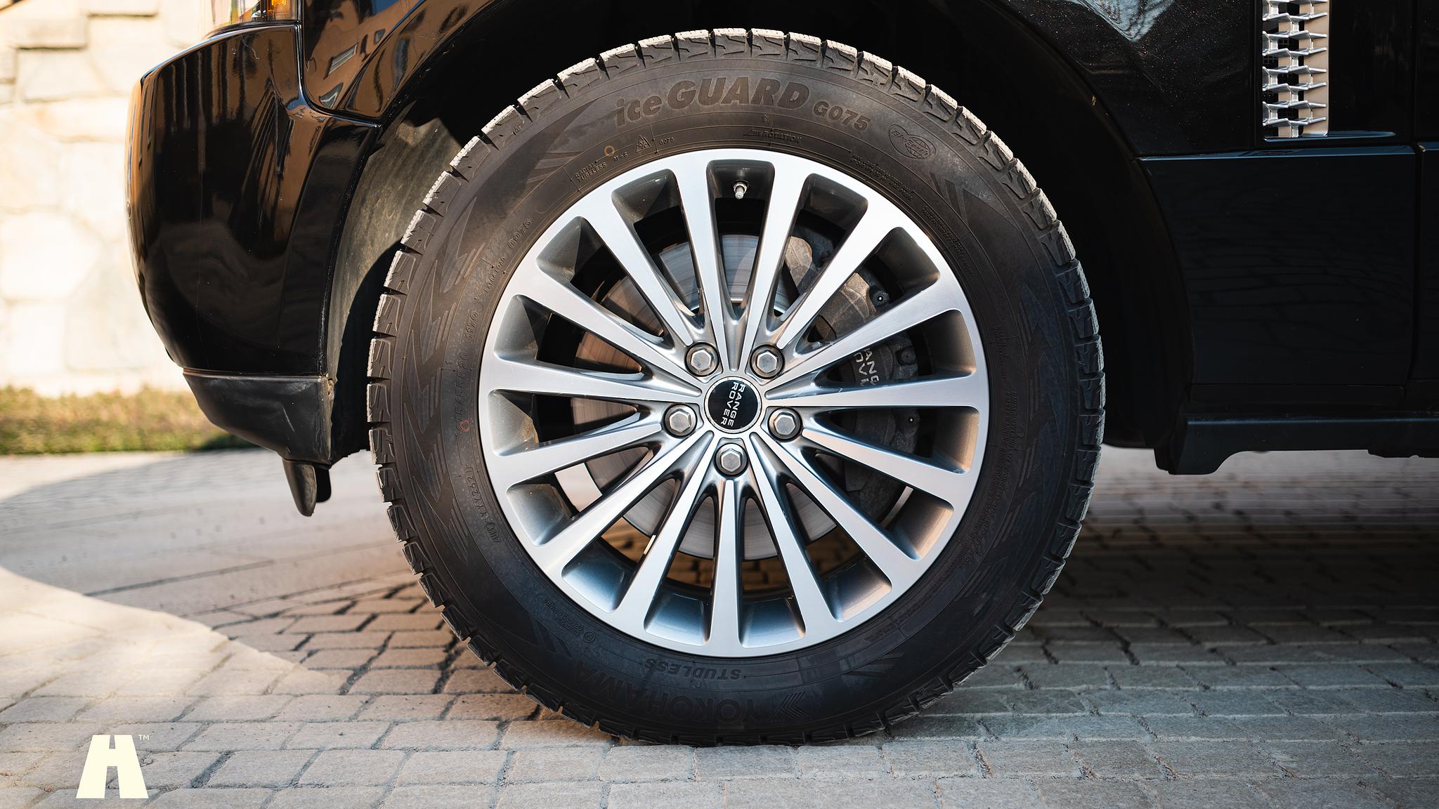Exterior image of 2012 Land Rover Range Rover Westminster TDV8 (L322)