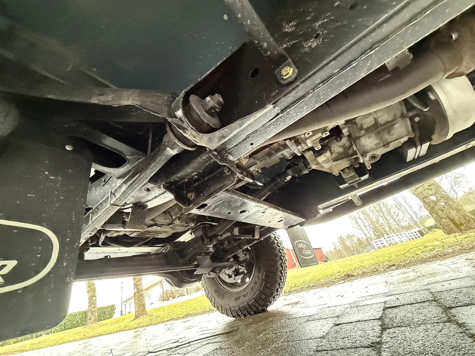 Image of 2000 Land Rover Defender 110 C (20) mechanics