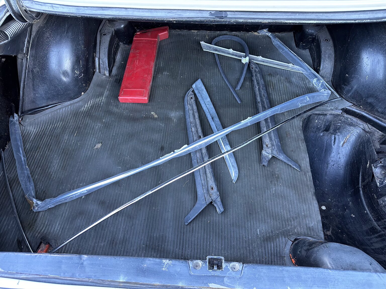 Innenraumfoto von 1974 Mercedes Benz 230.6