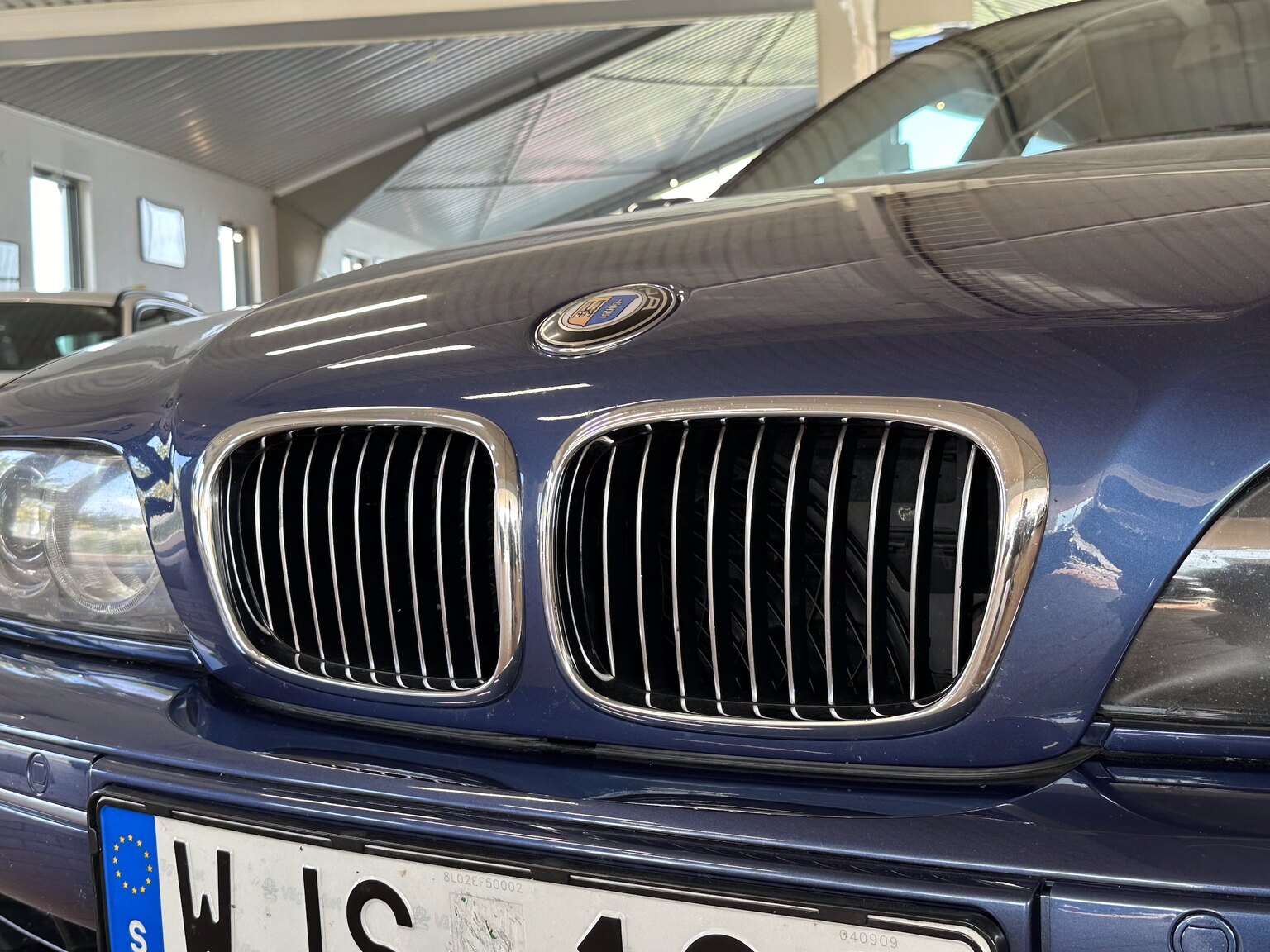 Exteriörbild på 2002 ALPINA B10 V8S