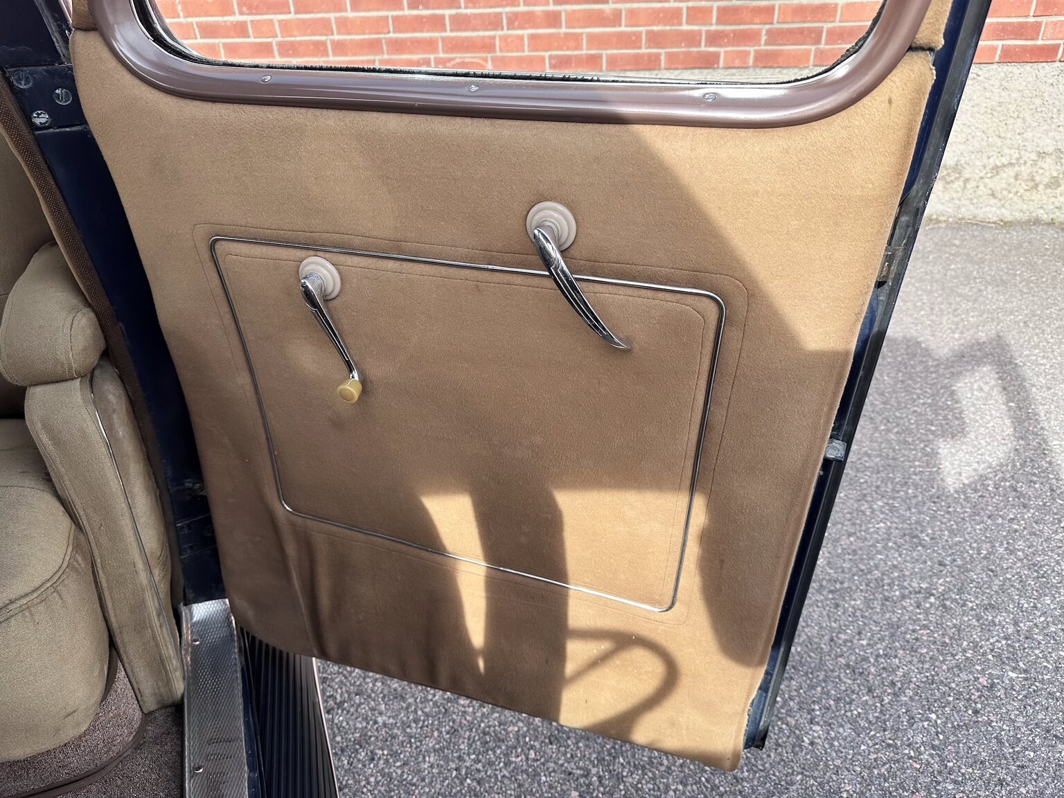 Interior image of 1938 Lincoln Zephyr Sedan V12