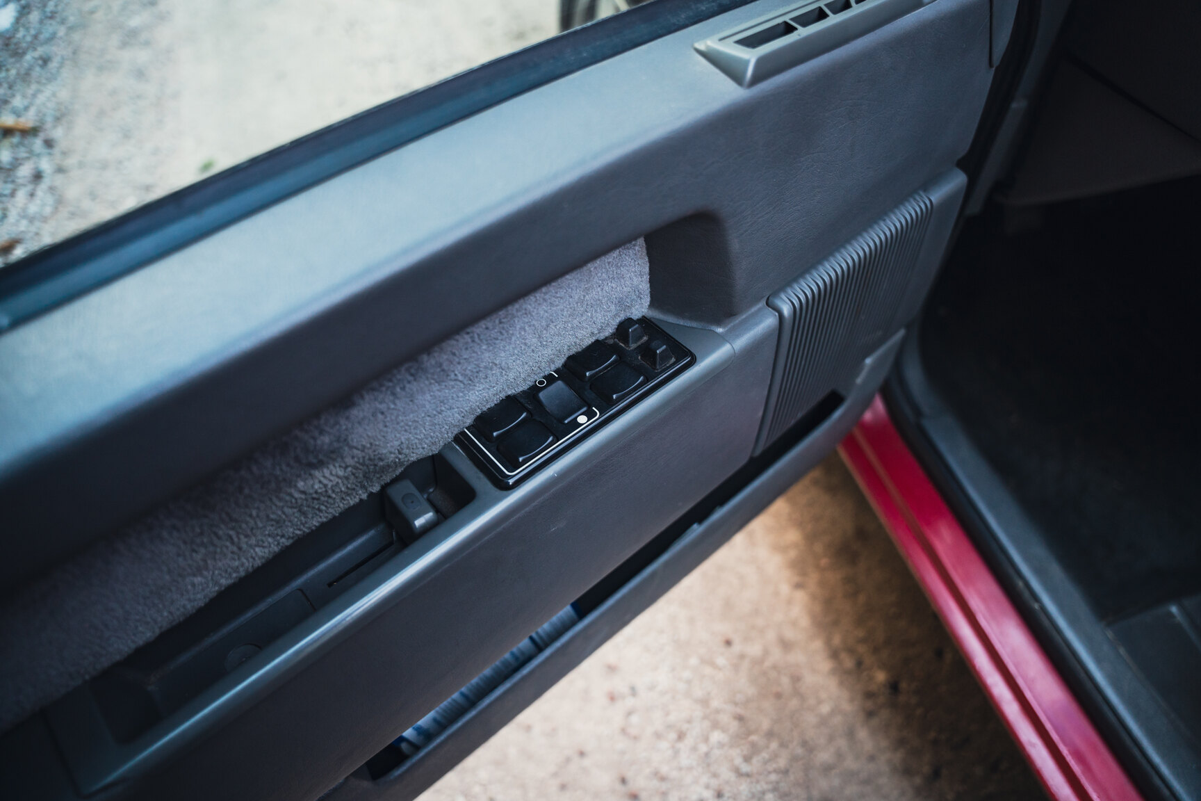 Innenraumfoto von 1990 VOLVO 740 Turbo