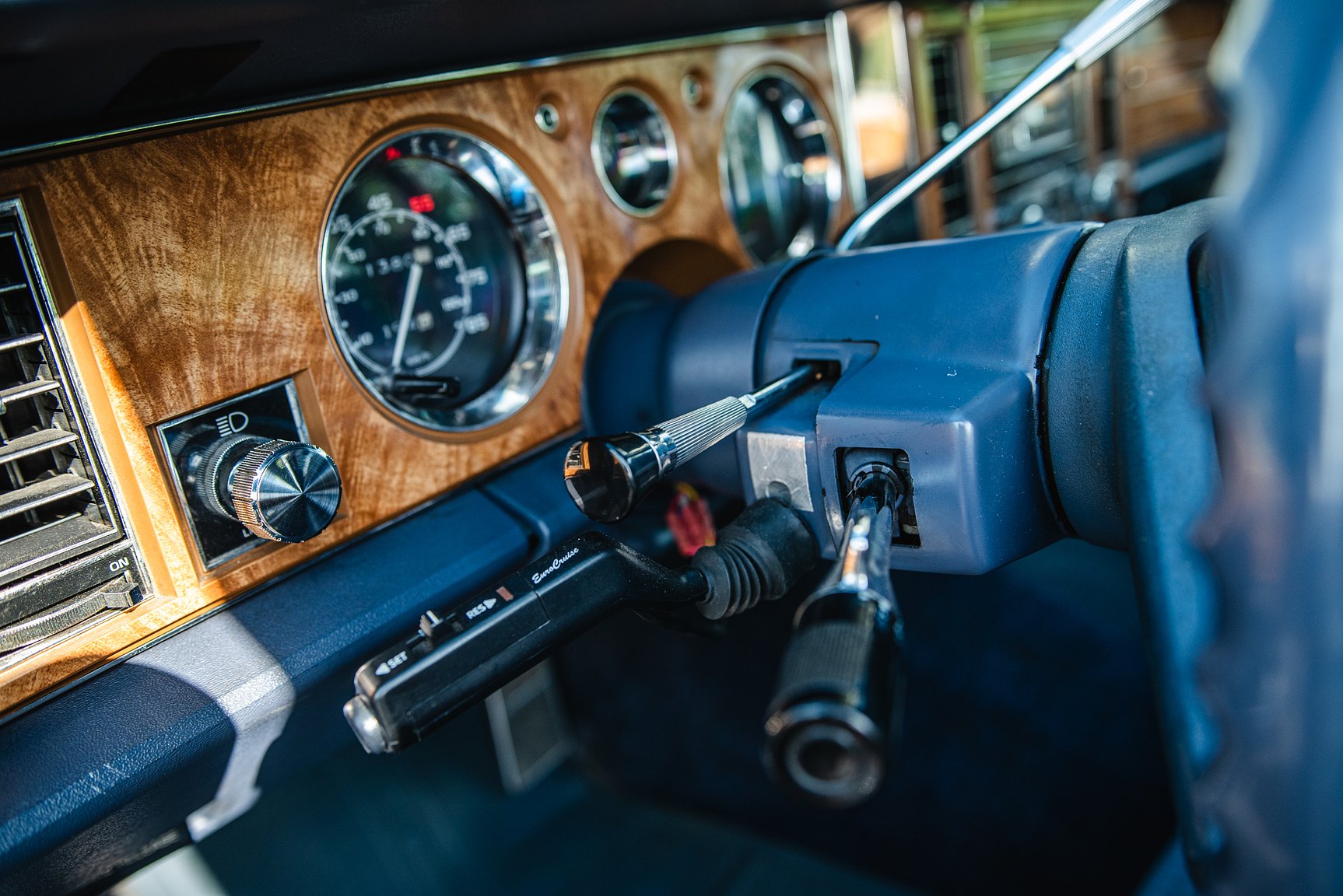 Interior image of 1983 Buick Electra Estate Wagon 5.0