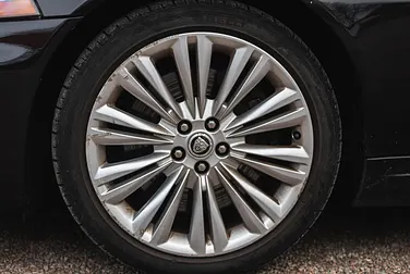 #<Image:0x00007f7ab9e40dc8>