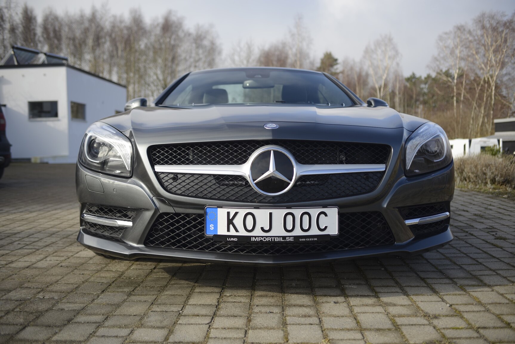 Exterior image of 2014 Mercedes-Benz SL500