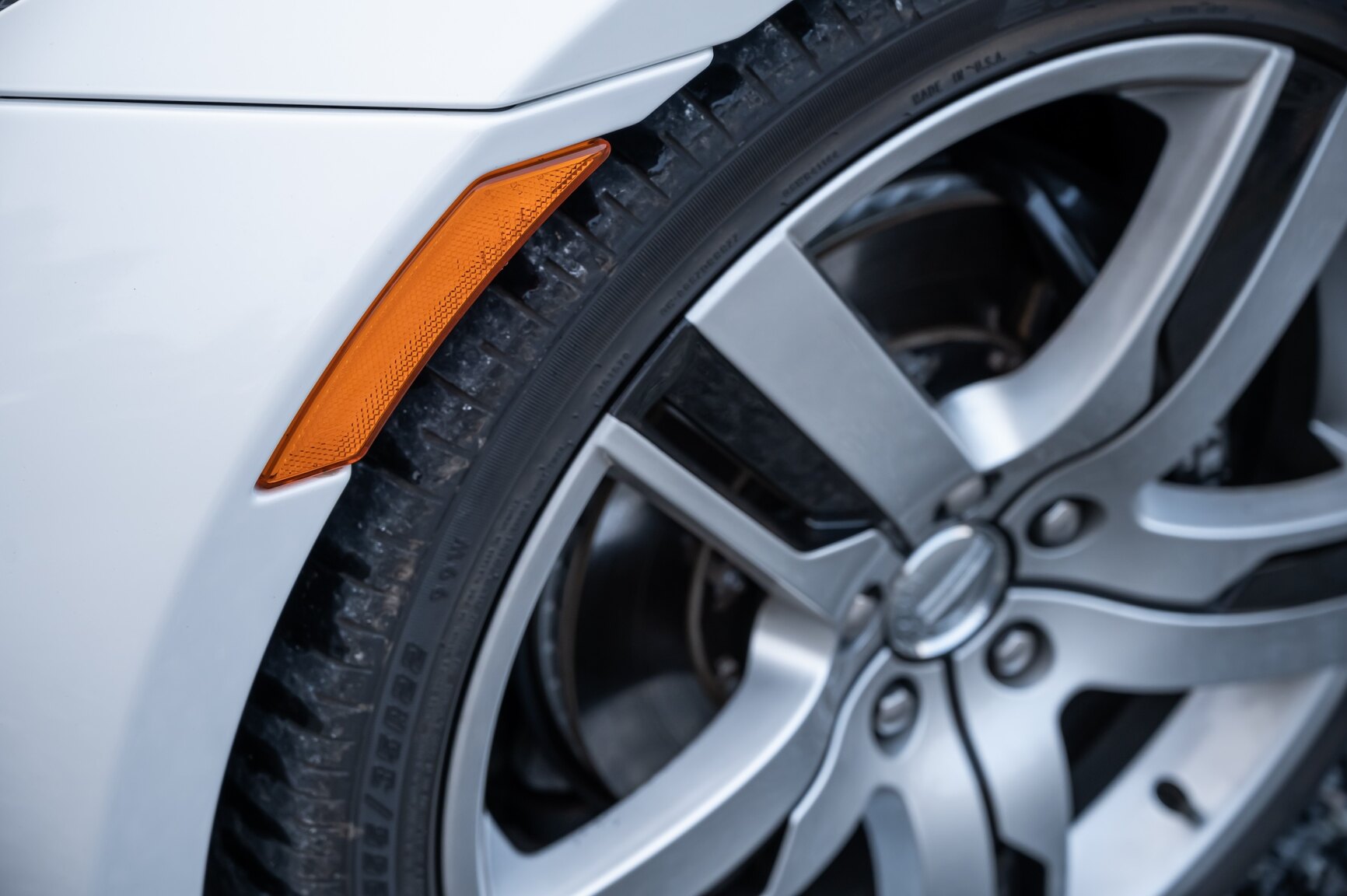 Exteriörbild på 2012 Fisker Karma ES