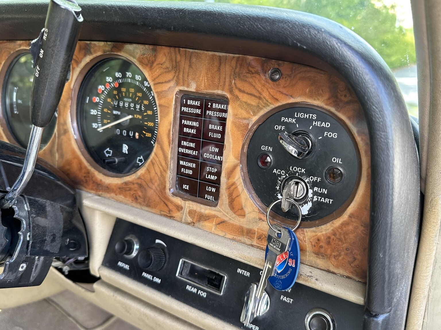 Interior image of 1979 Rolls Royce Silver Shadow