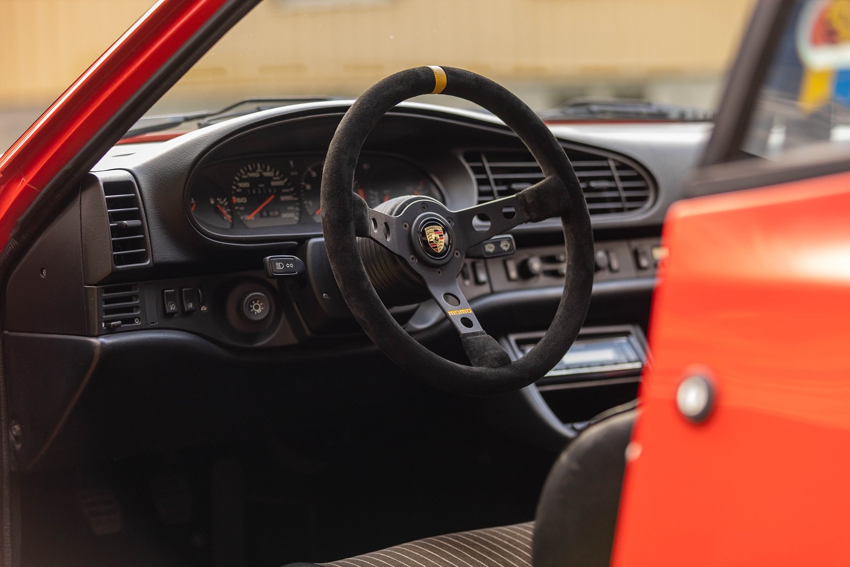 Interiörbild 1988 Porsche 944 Turbo