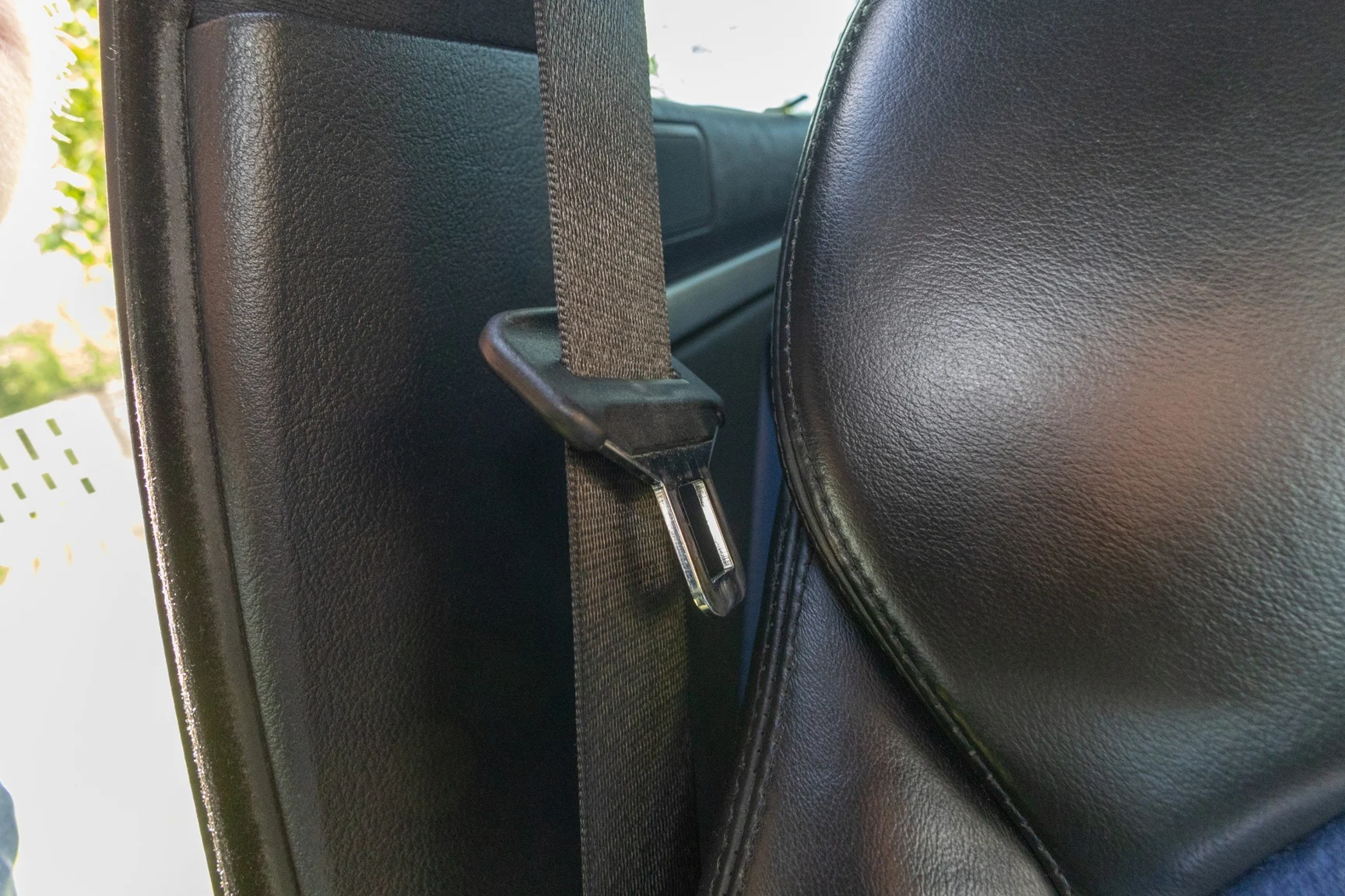Interior image of 2002 BMW M5 E39 (100)
