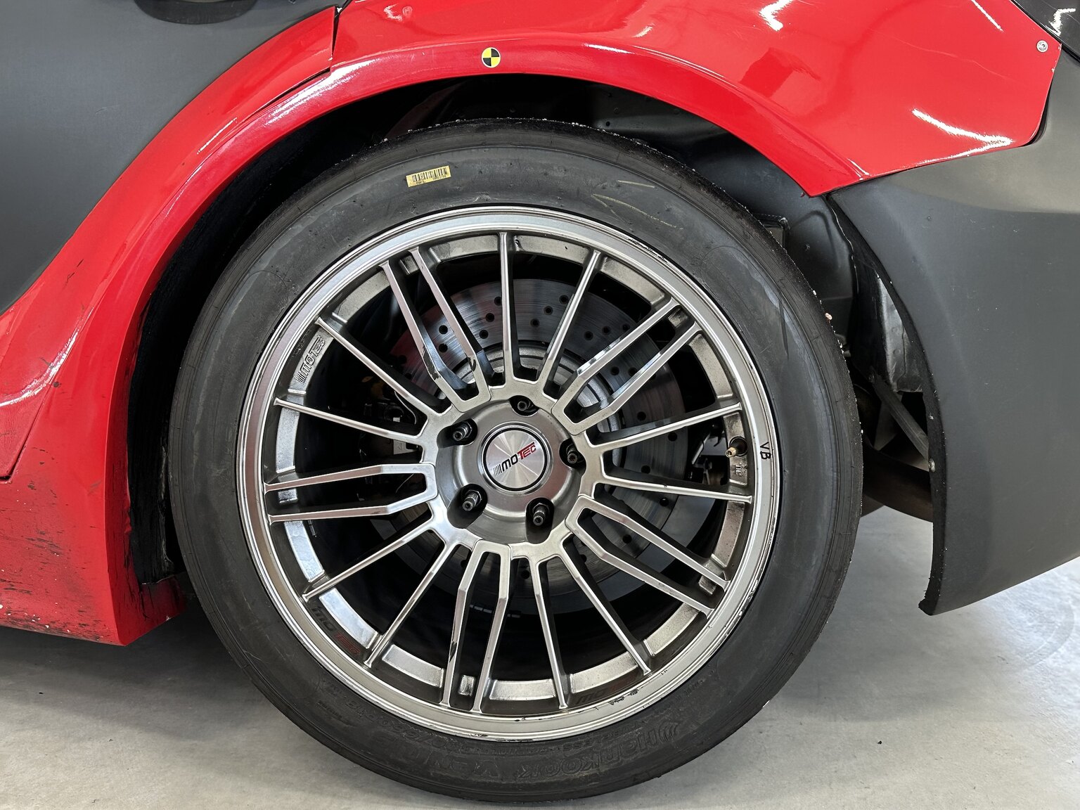 Exteriörbild på 2012 BMW M140 Race Car