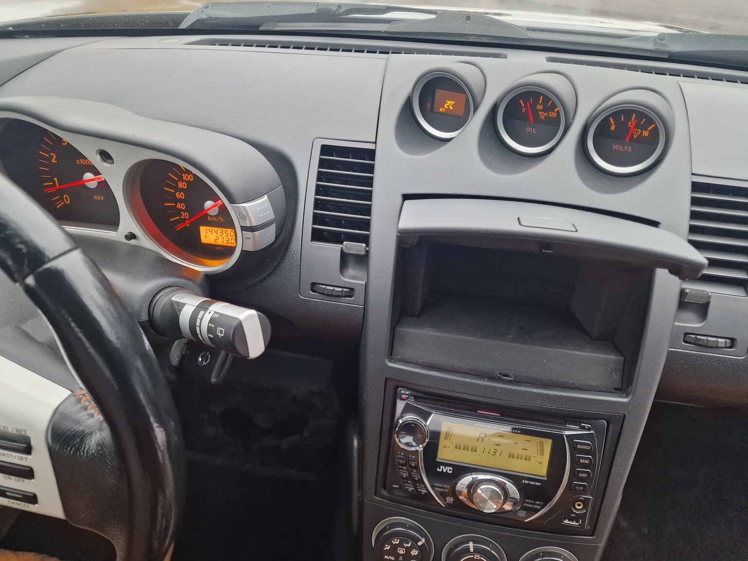 Innenraumfoto von 2004 Nissan 350Z