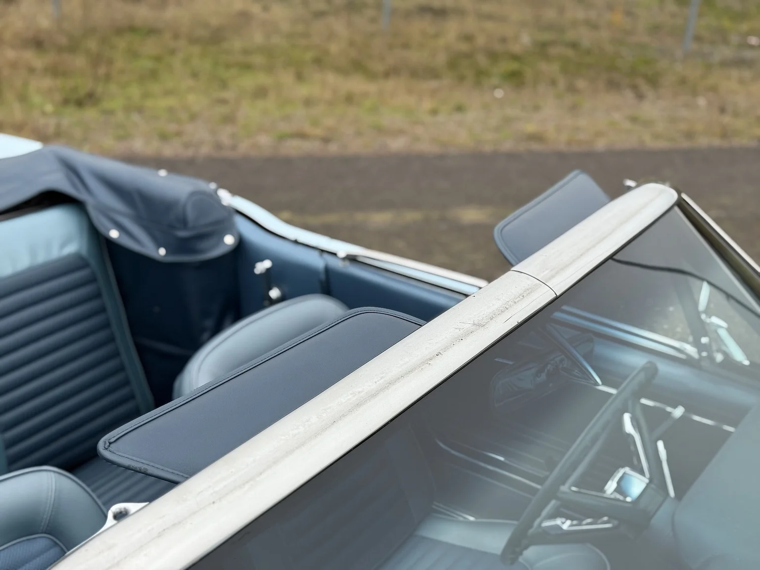 Exteriörbild på 1966 Ford Mustang Convertible 289 V8 (51)