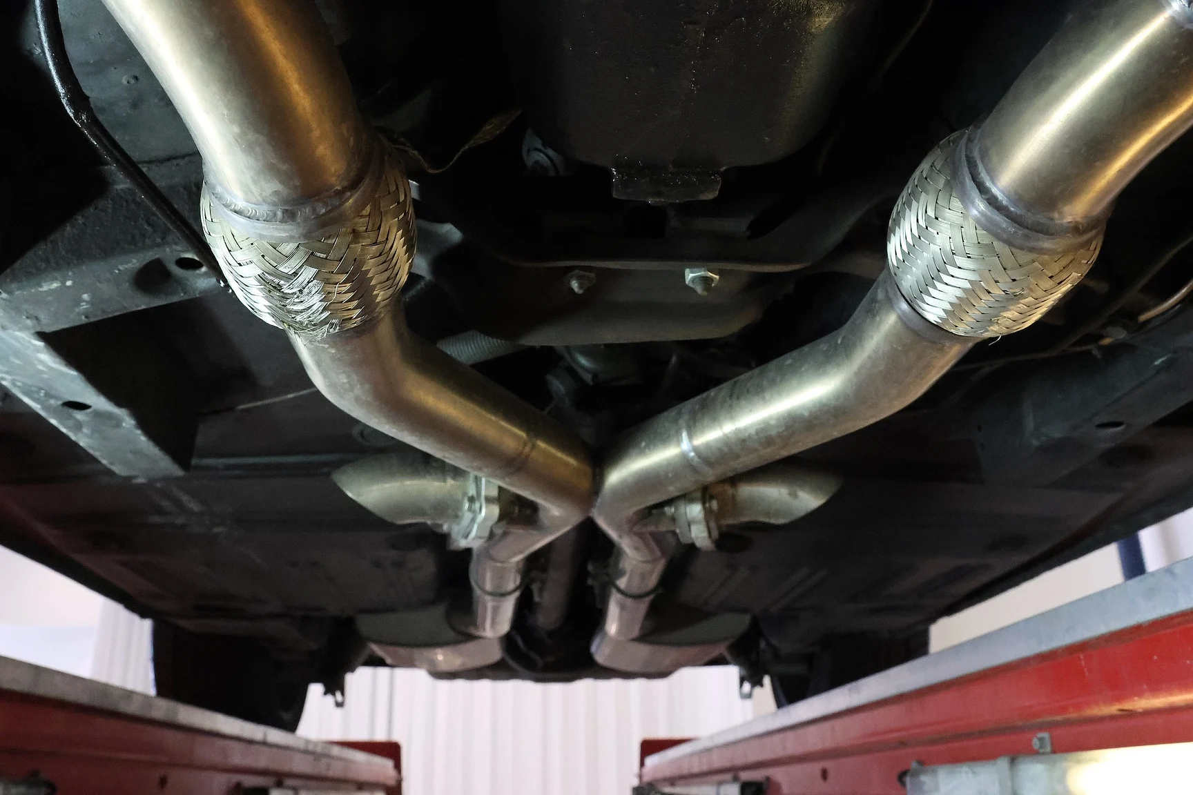 1965 Ford Mustang Fastback Restomod (26), Mekanik