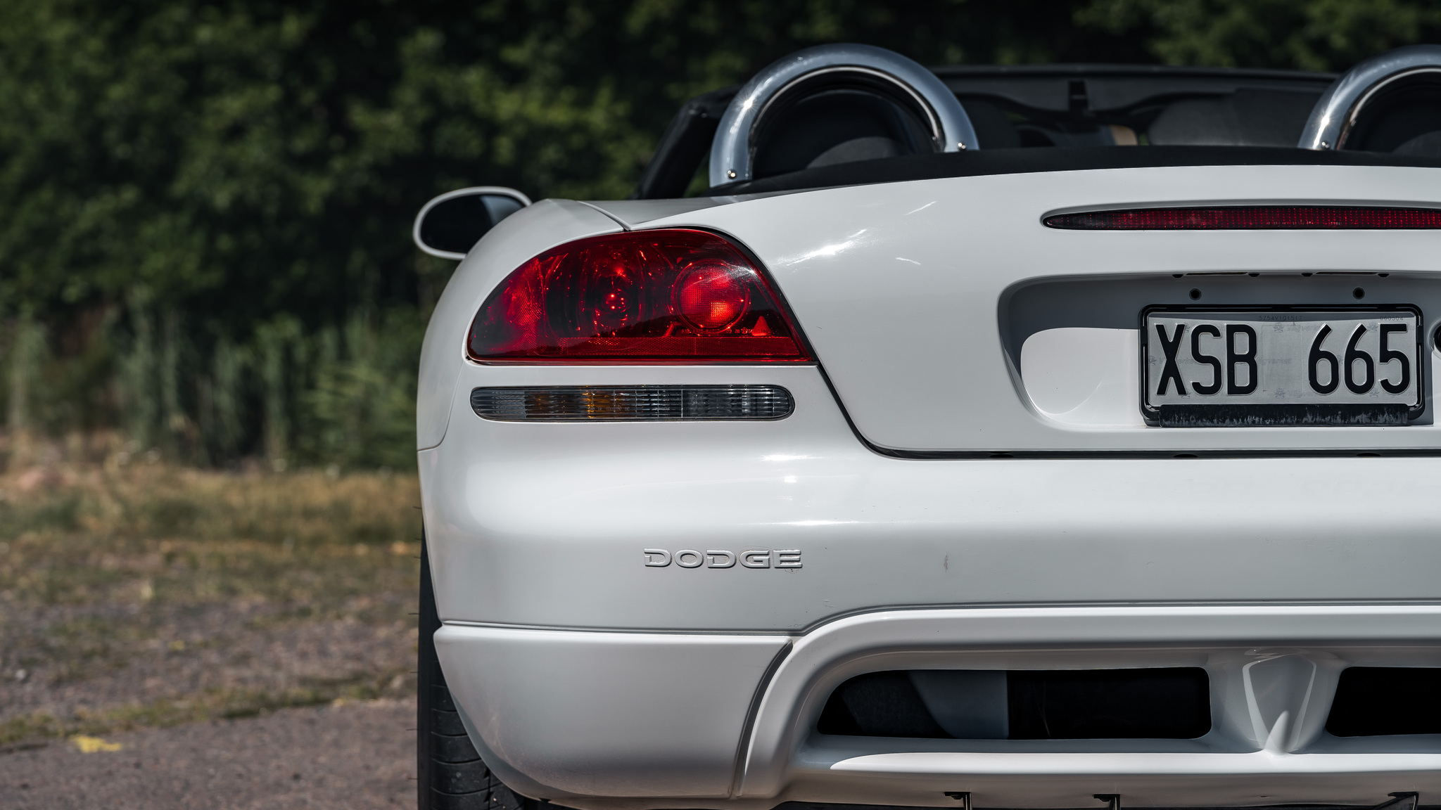 Exteriörbild på 2004 Dodge Viper Mamba