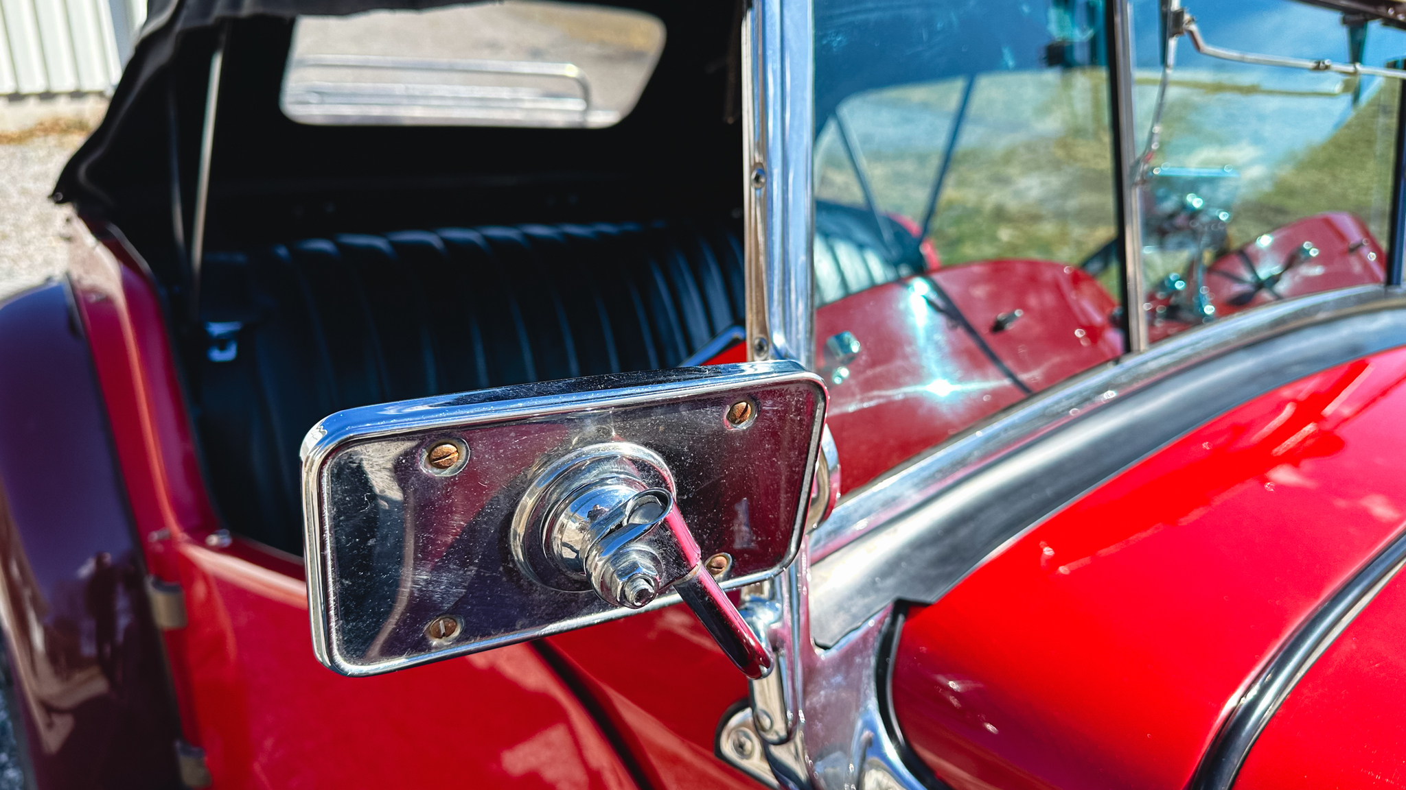 Aussenfoto 1951 MG TD MIDGET