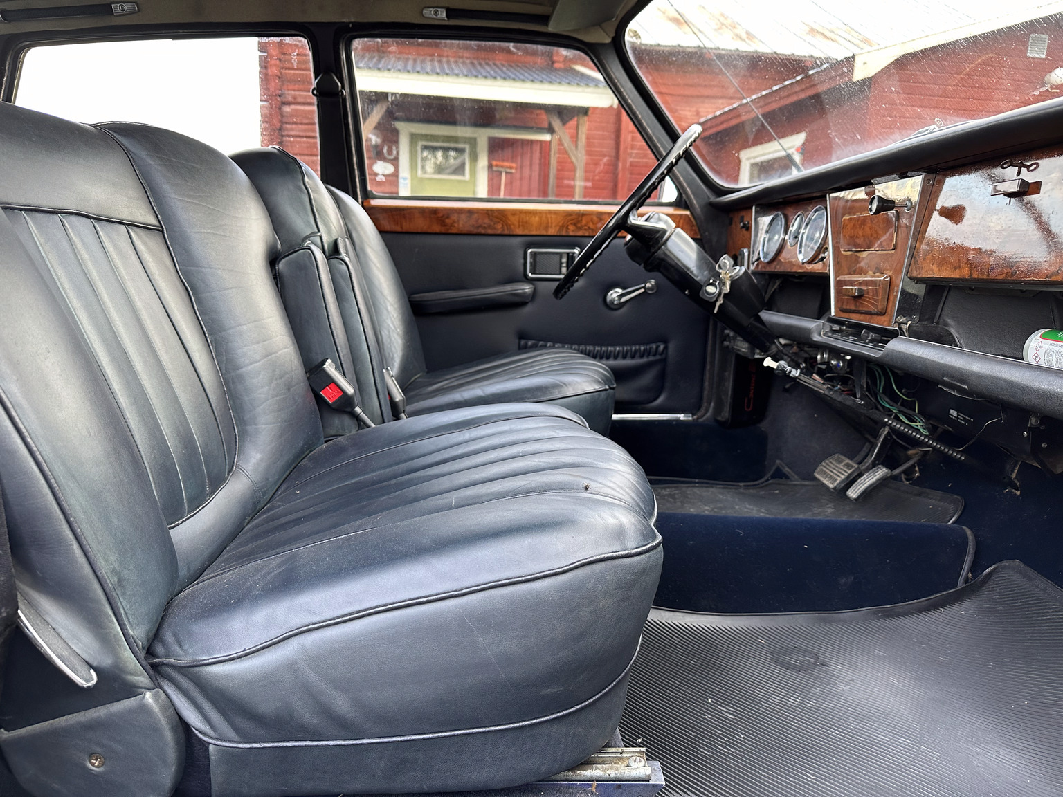 Interior image of 1968 Wolseley 18/85 1.8 (31)