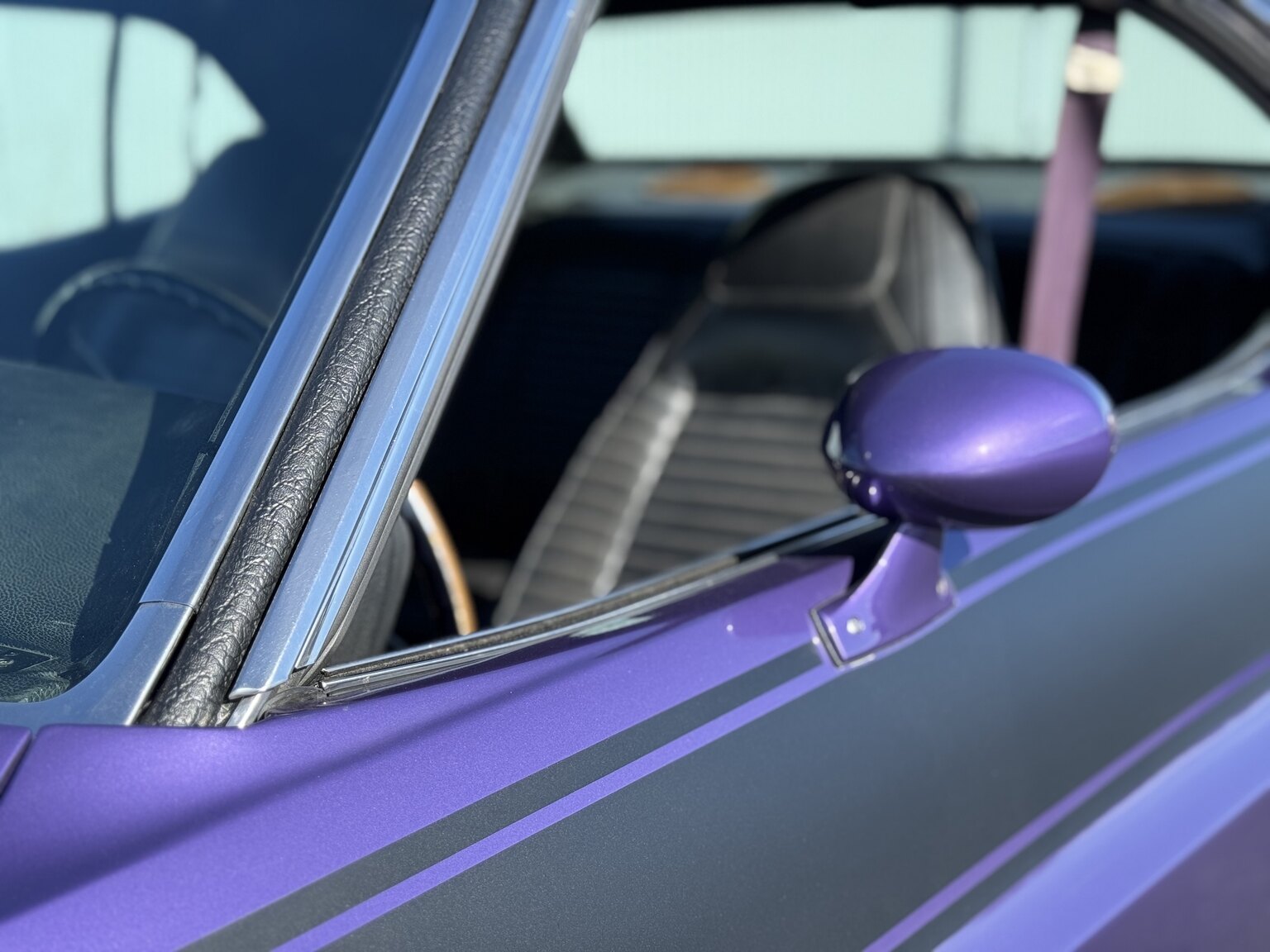 Exteriörbild på 1970 Dodge Challenger T/A 440 cui