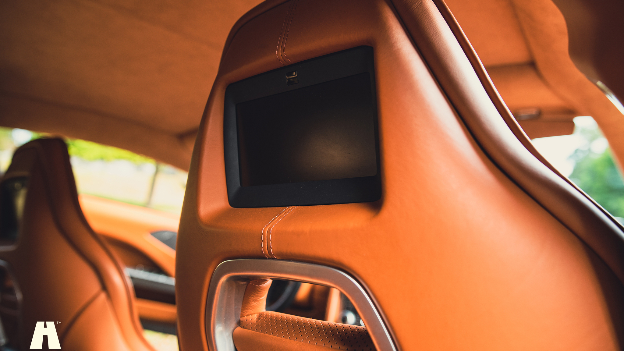 Innenraumfoto von 2014 Aston Martin Rapide S