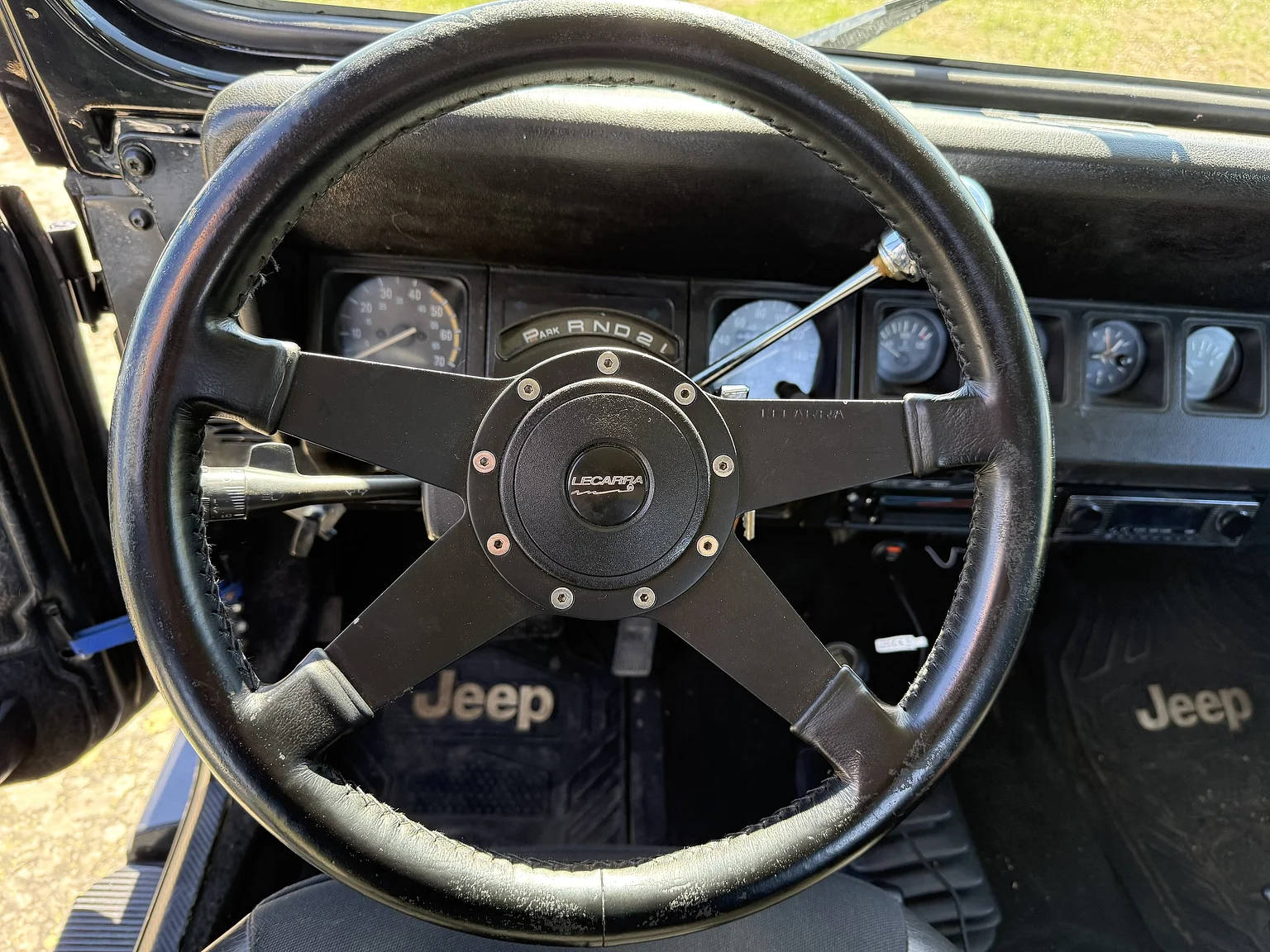 Aussenfoto 1990 Jeep Wrangler Islander (14)