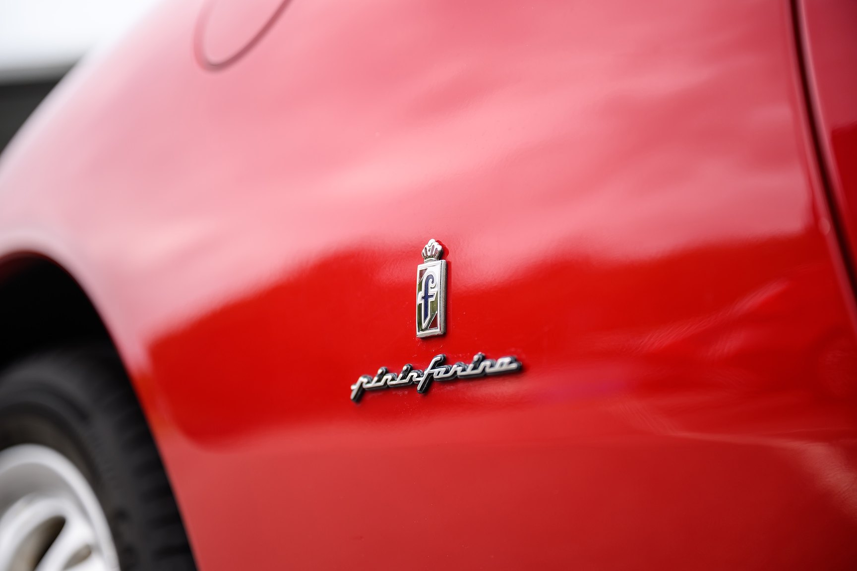 Exterior image of 2001 Alfa Romeo Spider 3.0 V6