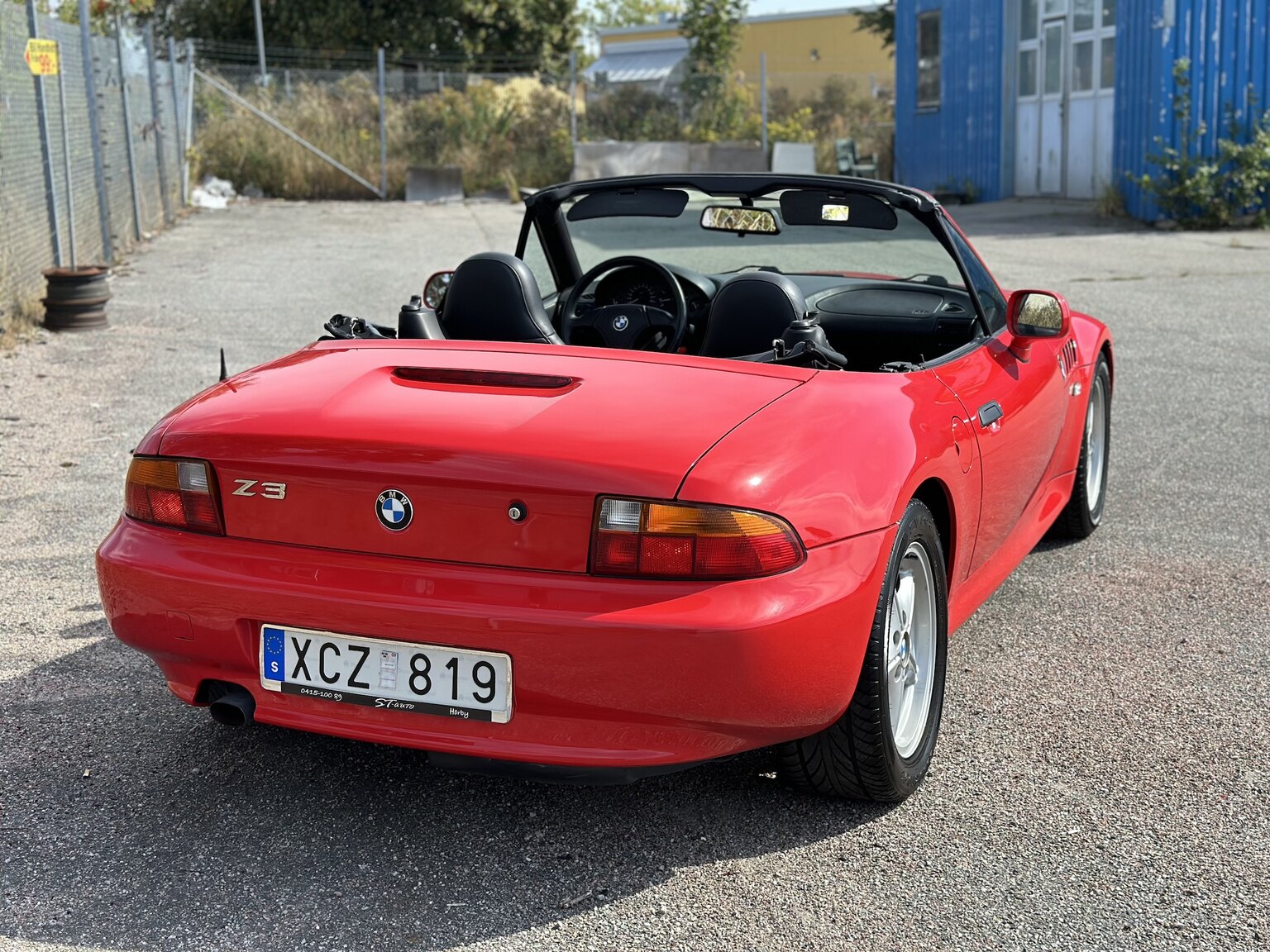 Exterior image of 1997 BMW Z3 Roadster