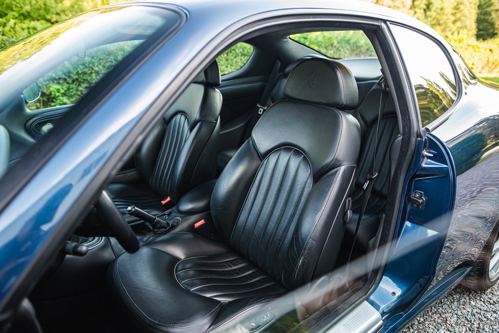Interior image of 2000 Maserati 3200 GT