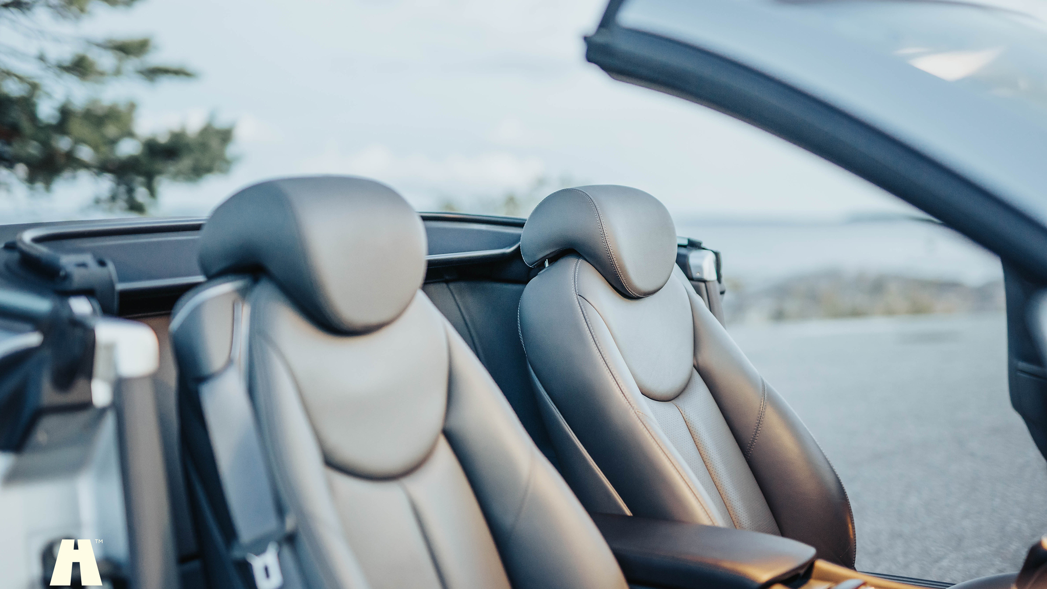 Interiörbild 2006 Mercedes Benz SL350 (10)