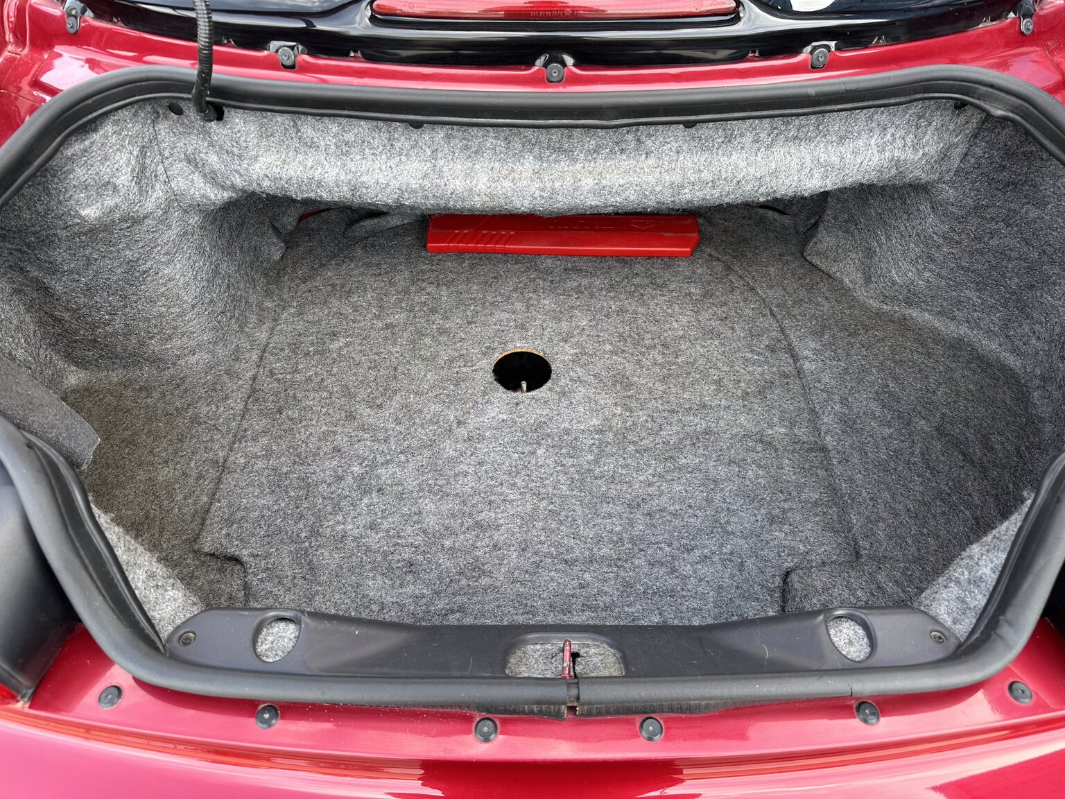Innenraumfoto von 1996 Chrysler Stratus Cabriolet