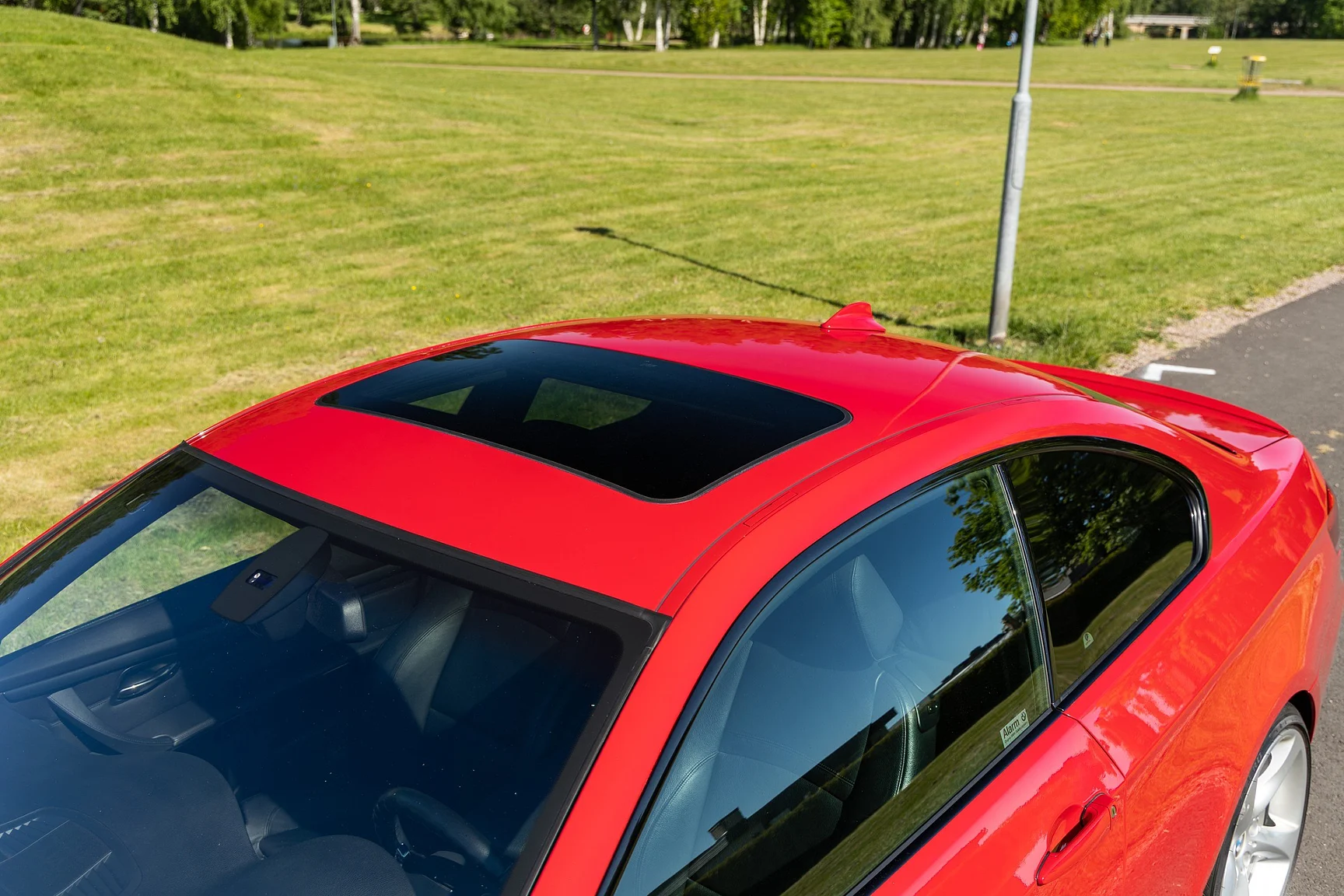 Exteriörbild på 2007 BMW 335i Coupé (26)