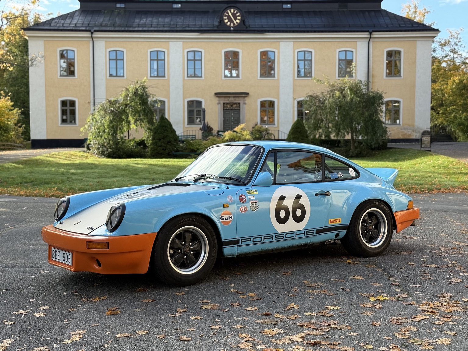 Exterior image of 1982 PORSCHE  911 SC