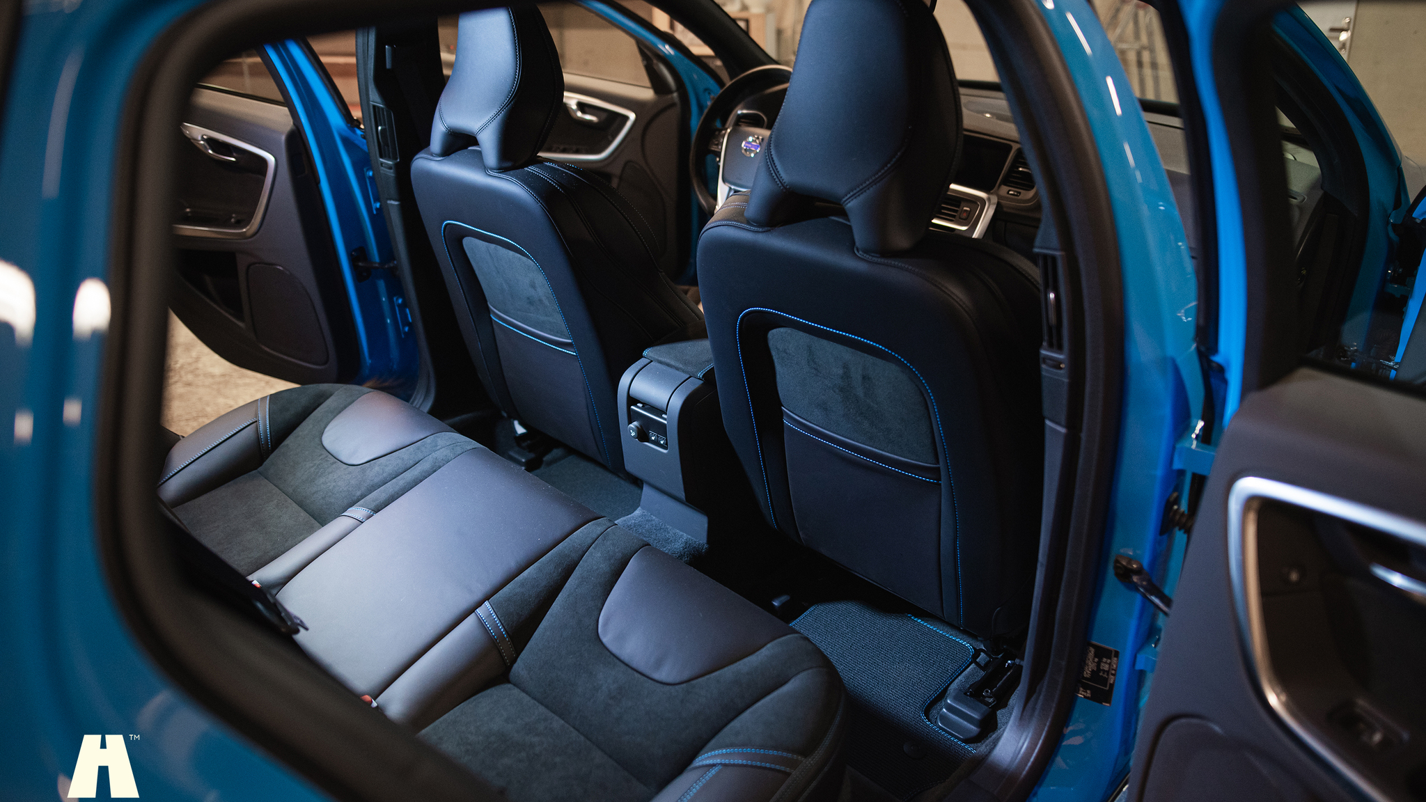 Interior image of 2017 Volvo V60 Polestar T6