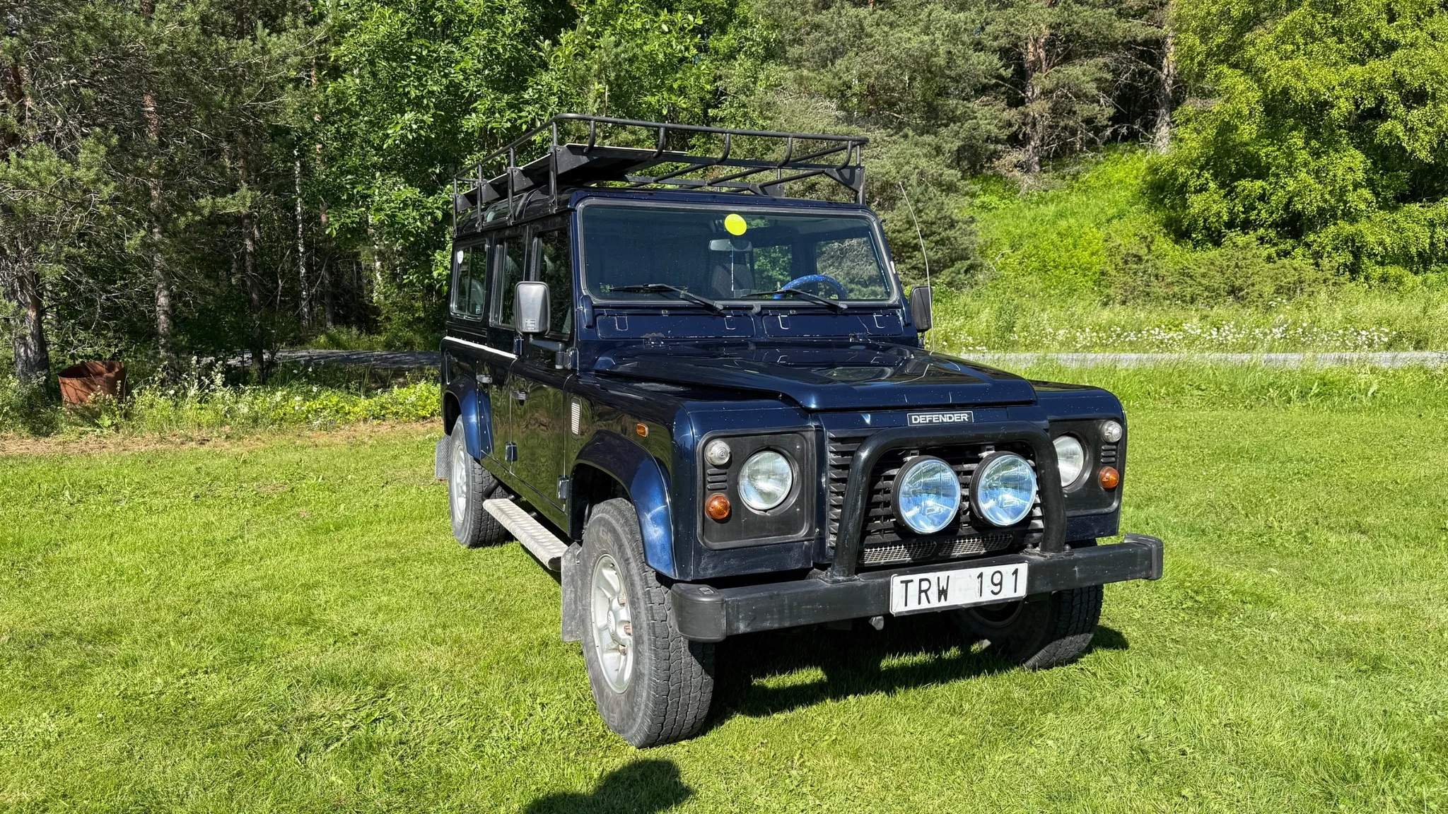 Aussenfoto 2002 Land Rover Defender 110 Kombi Td5 (2)