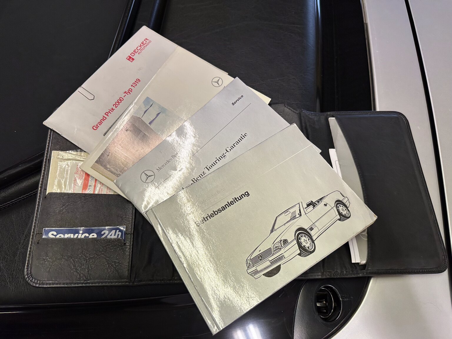 Dokumentation för 1993 Mercedes-Benz SL 320