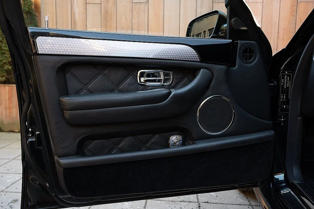 Bild von 2002 Bentley Arnage (16)