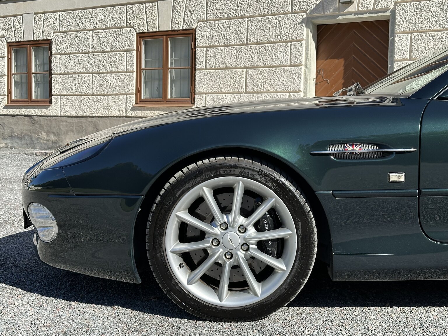 Exterior image of 2003 Aston Martin DB7