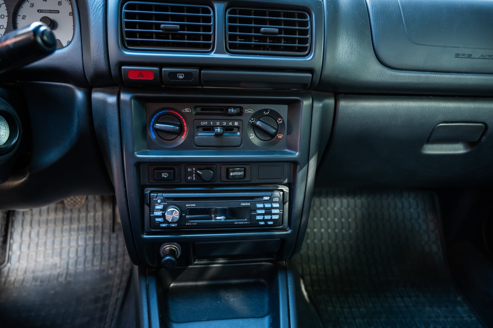 Interiörbild 1999 Subaru Impreza GT