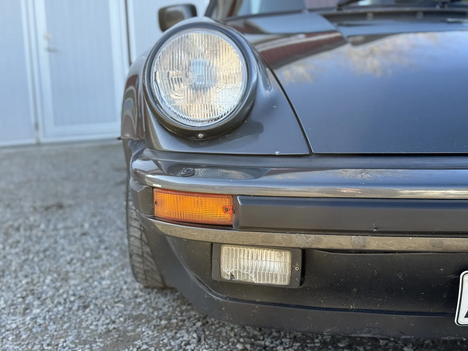 Exteriörbild på 1989 Porsche 911 / 930 3.3 Turbo 5-speed (8)