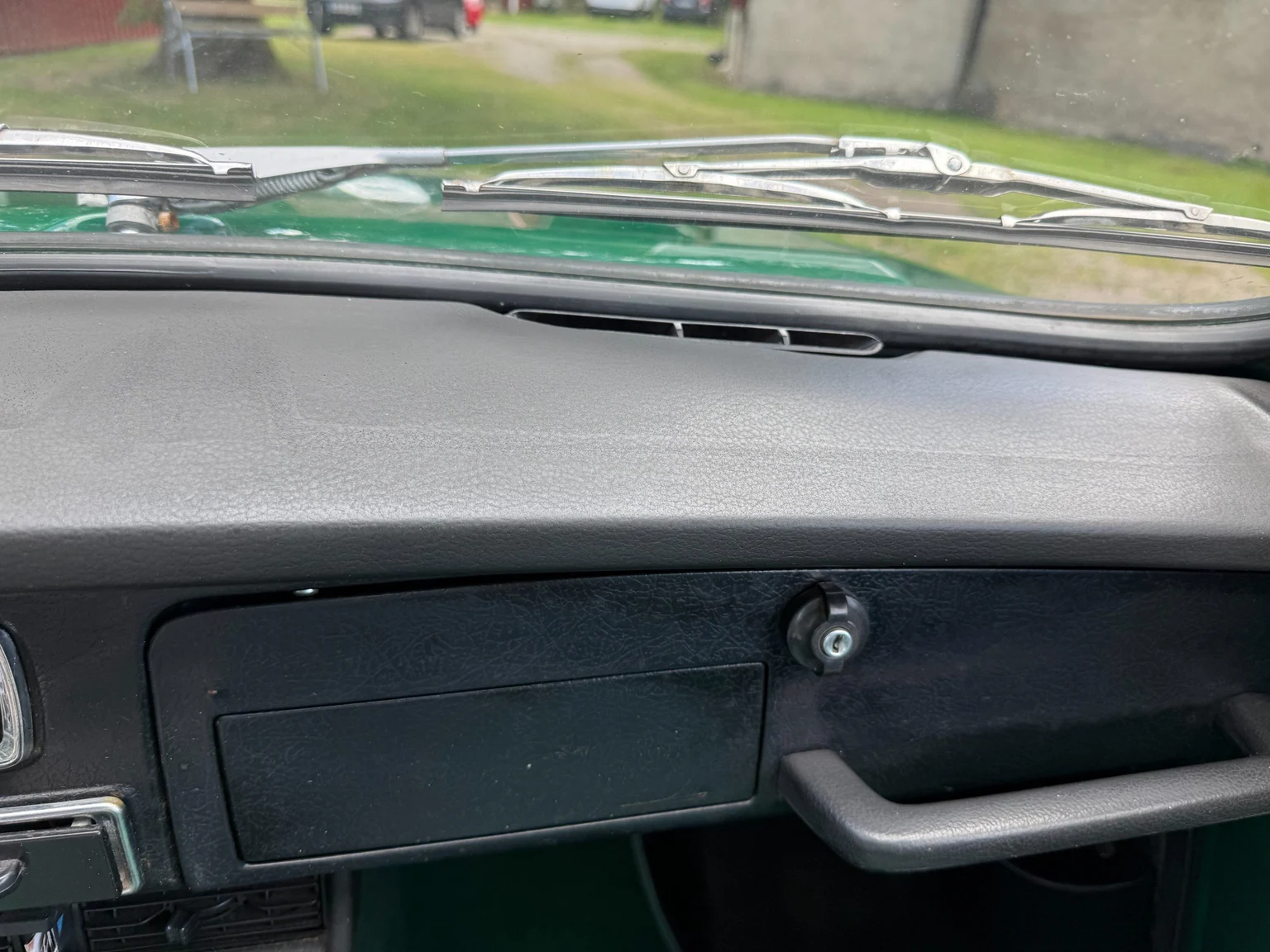 Innenraumfoto von 1975 Saab 95 V4 kombi - 7-sits (18)