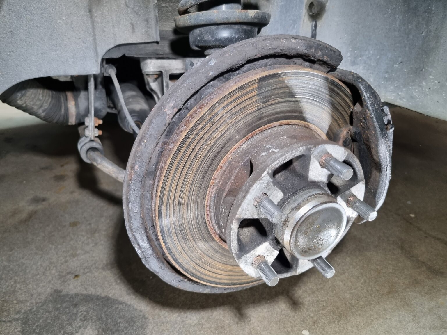 Image of 1985 Porsche 944 "NO RESERVE AUCTION" mechanics
