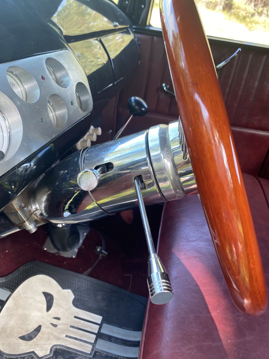 Interiörbild 1932 Ford 32 deuce sport coupé (Hot Rod)