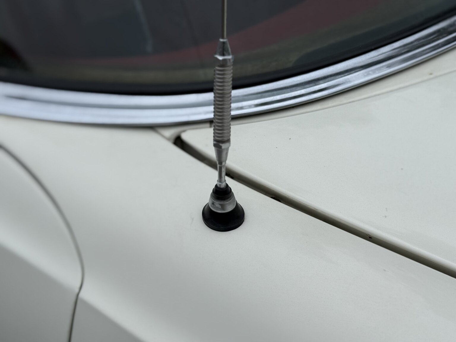 Exteriörbild på 1963 Mercedes-Benz 220 SE