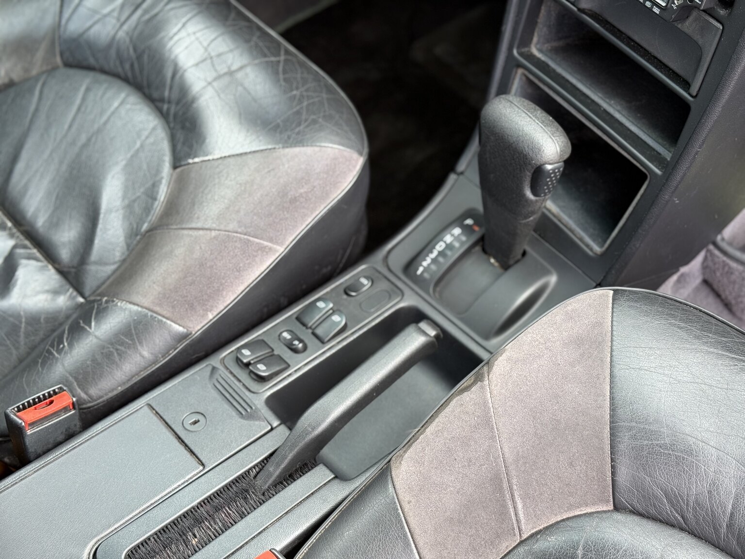 Interior image of 1997 Saab 9000 2.3 CS Turbo A50