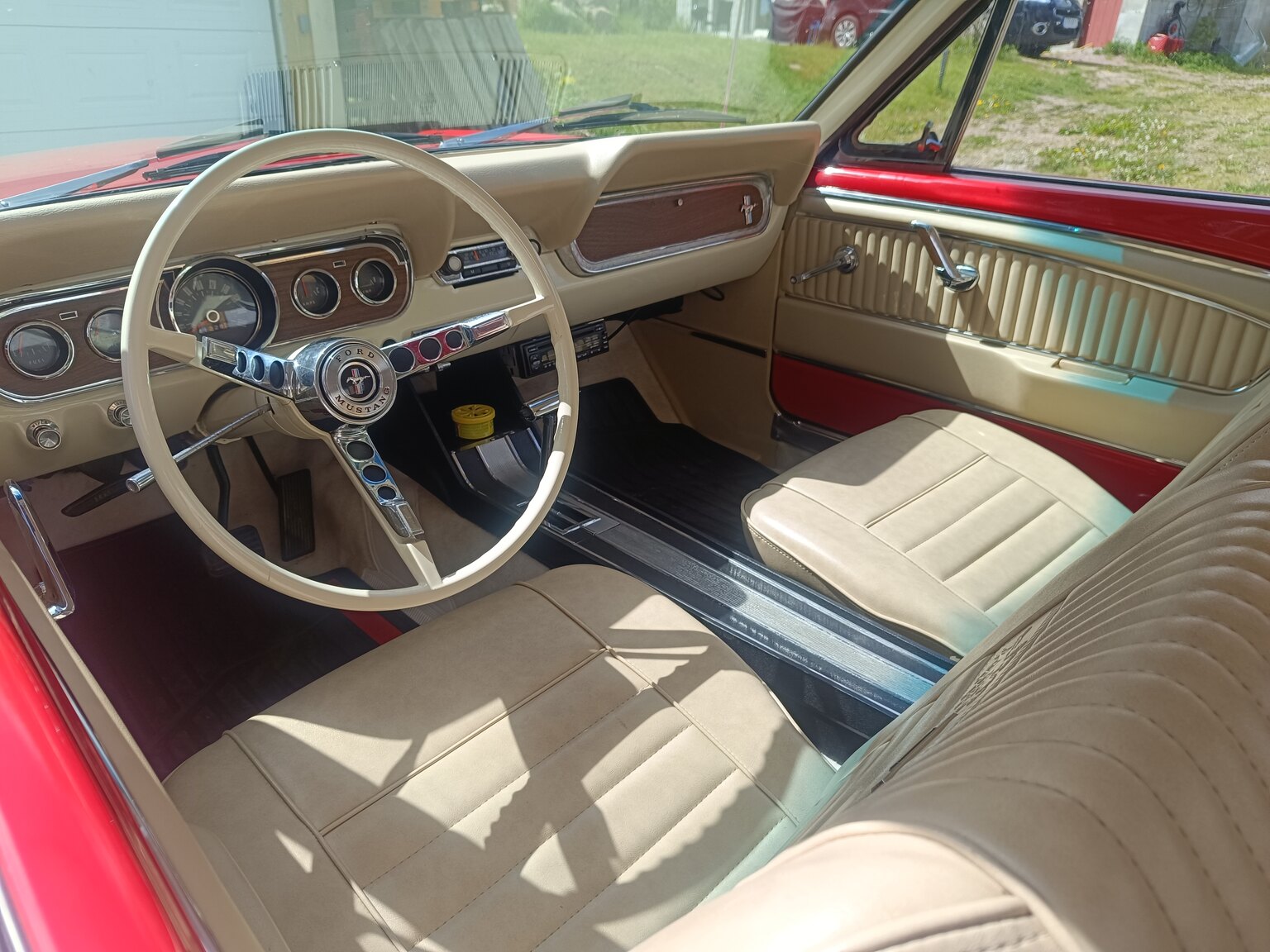 Interiörbild 1966 Ford Mustang Hardtop 3.3 