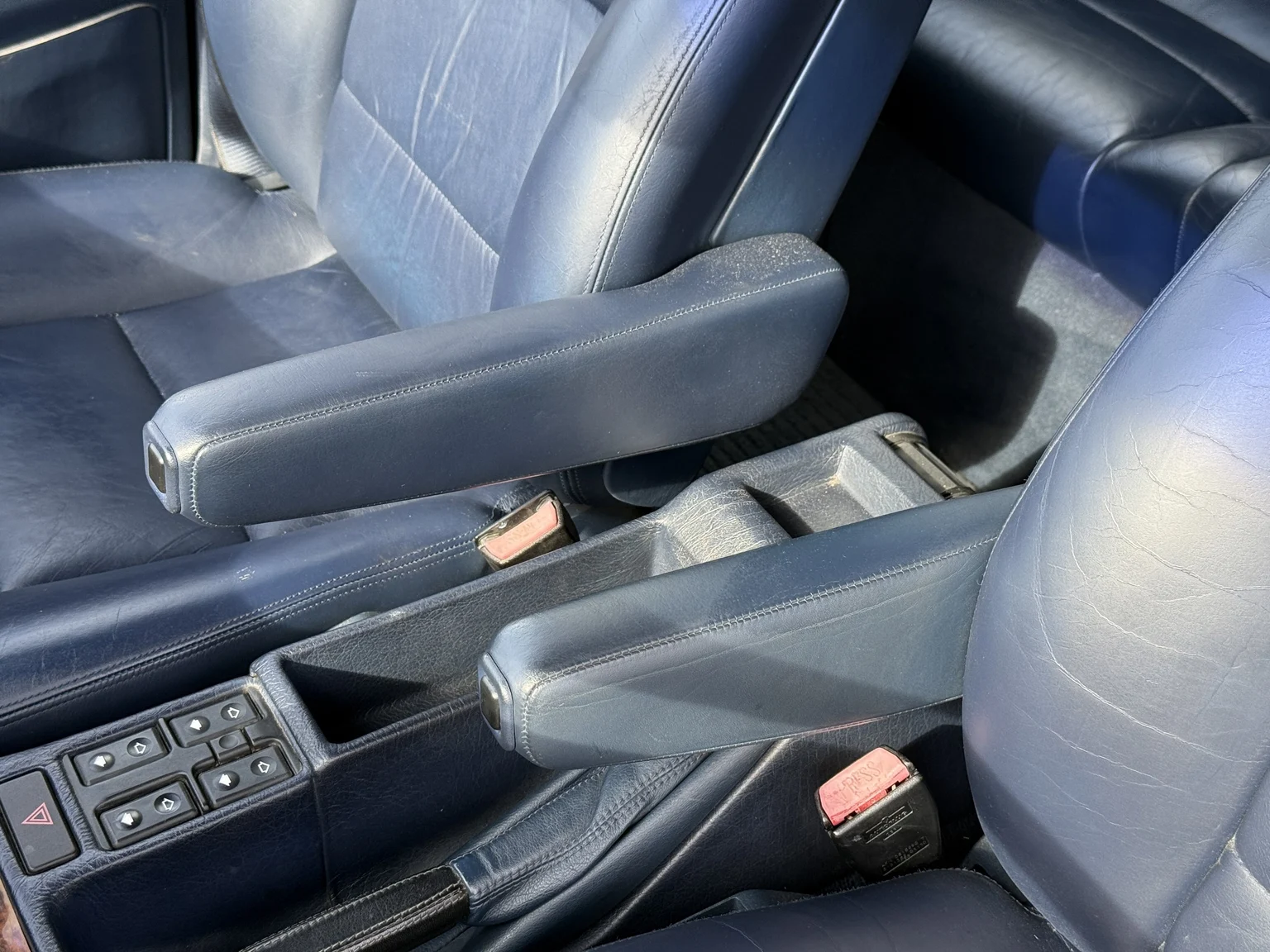 Interiörbild 1990 BMW 750i (36)