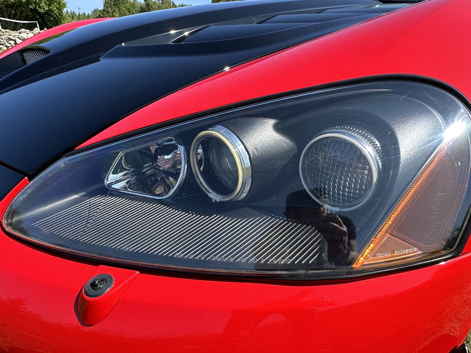 Exterior image of 2004 Dodge Viper SRT-10 (45)