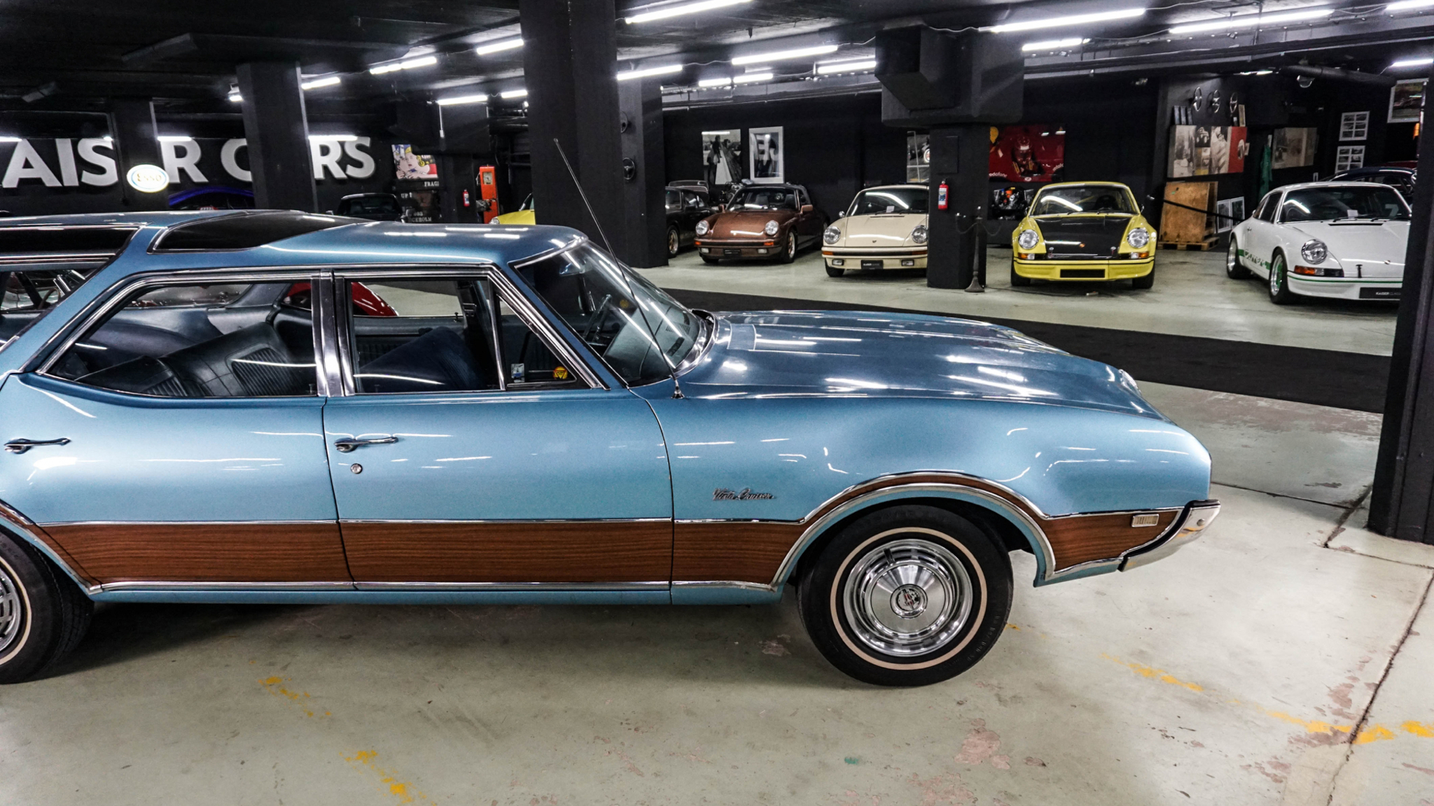 Exterior image of 1968 Oldsmobile Vista Cruiser