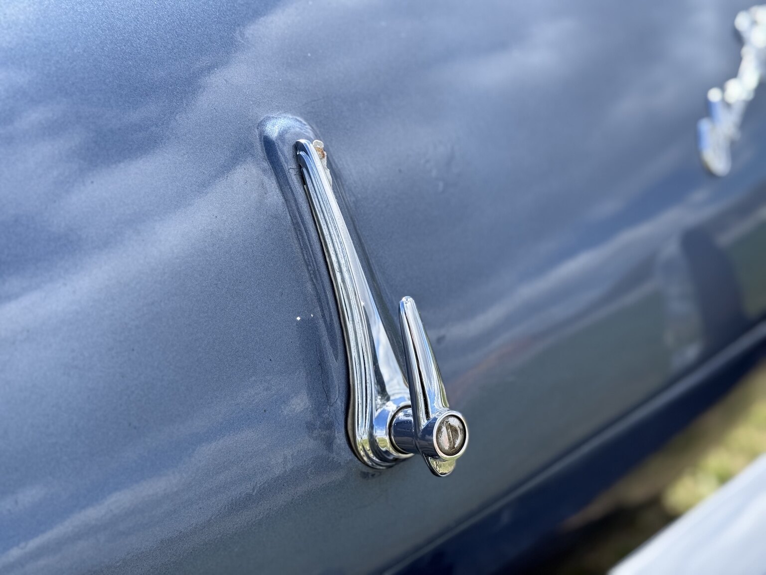 Exteriörbild på 1958 Austin-Healey 100-6