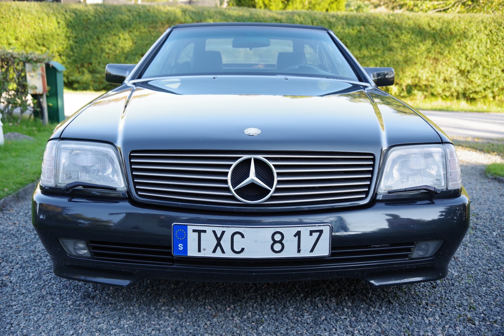 Exterior image of 1992 Mercedes-Benz 300 SL-24
