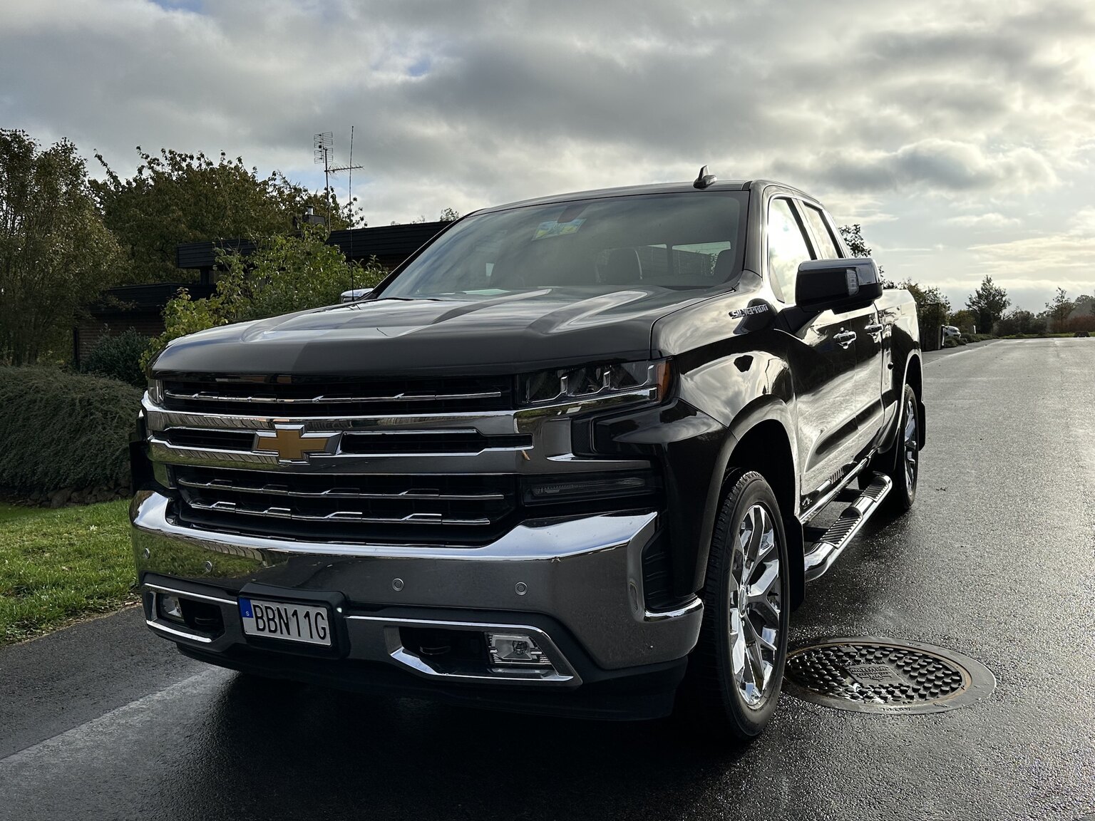 Exteriörbild på 2019 Chevrolet Silverado LTZ